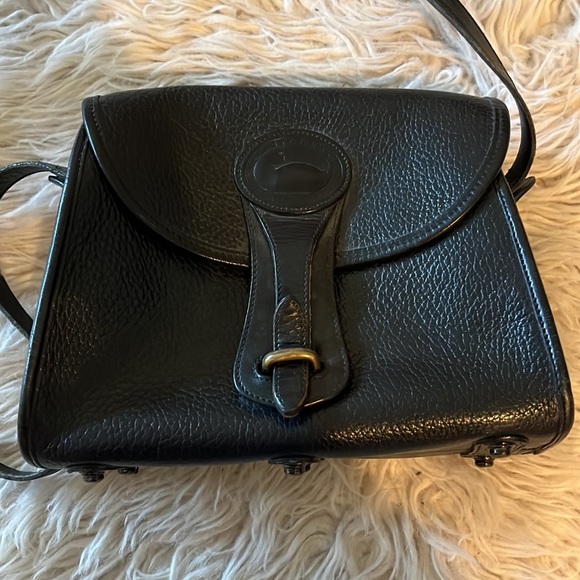 Vintage Dooney & Bourke crossbody - Picture 3 of 10